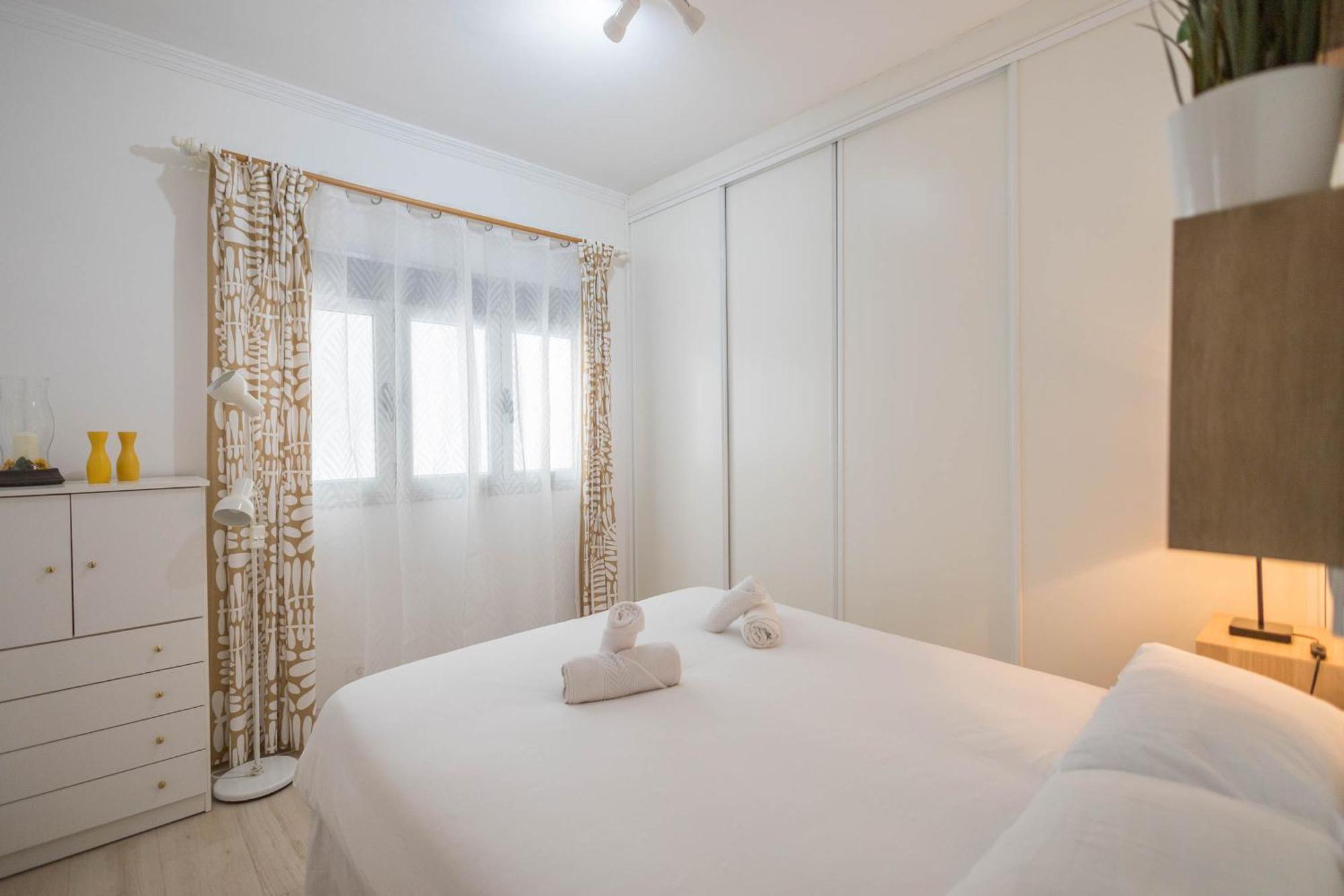 Cozy House Mesa Y Lopez-1br & Courtyard *